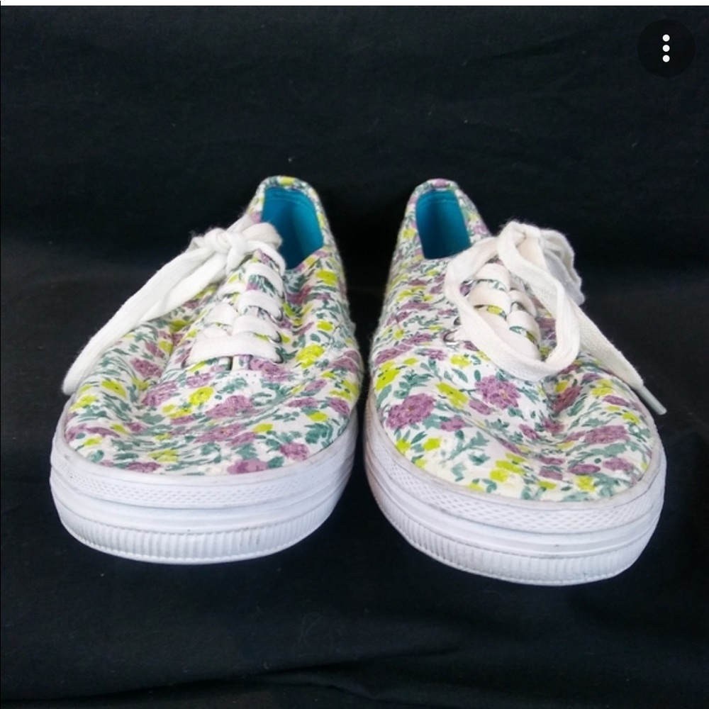 Floral canvas sneakers